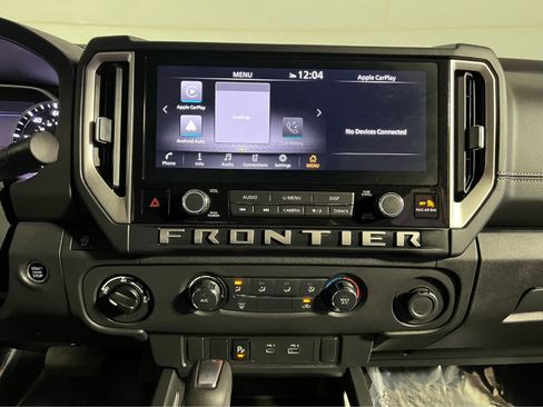 Certified 2025 Nissan Frontier SV AWD/4WD image 12