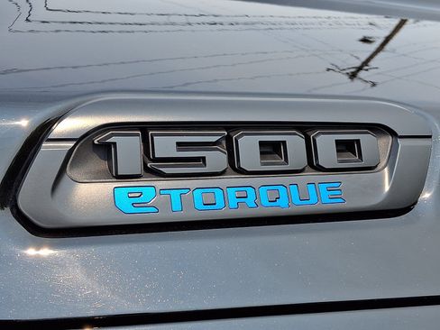Used 2025 RAM 1500 Big Horn AWD/4WD image 30