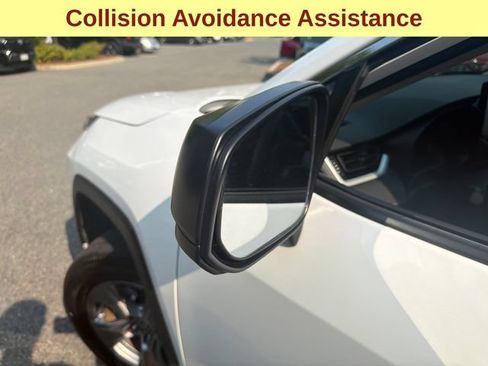 Certified 2025 Toyota RAV4 LE AWD/4WD image 9