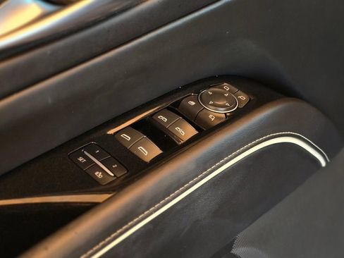 Used 2023 Cadillac Escalade ESV Sport Platinum AWD/4WD image 35