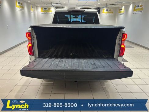 Used 2020 Chevrolet Silverado 1500 RST AWD/4WD image 21