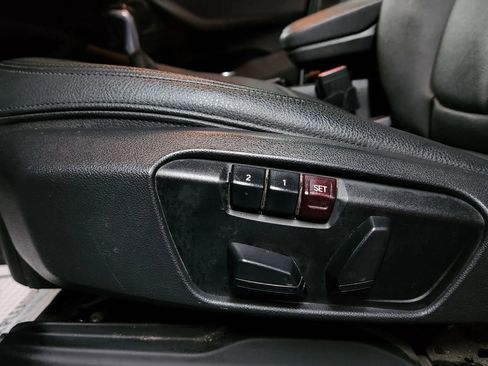 Used 2016 BMW X1 xDrive28i w/ Driver Assistance Package image 11