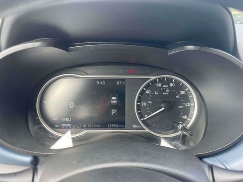 Used 2025 Nissan Versa SV w/ Trunk Package FWD image 26