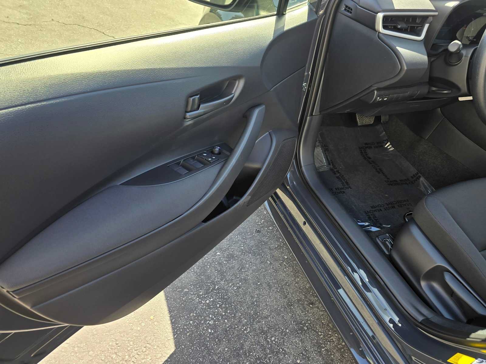 New 2027 Toyota Corolla LE w/ LE Premium Package FWD image 20