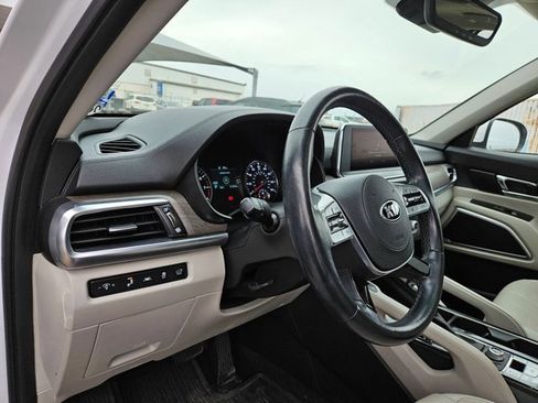 Used 2021 Kia Telluride EX w/ EX Premium Package image 11