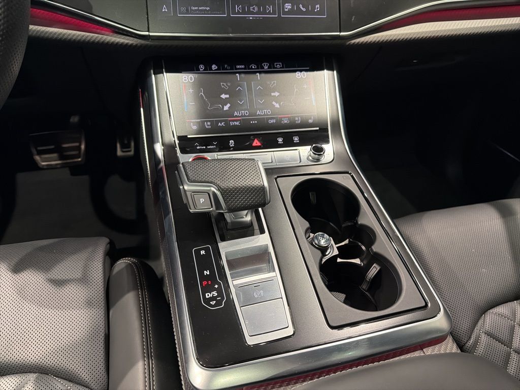 Used 2025 Audi SQ7 Prestige AWD/4WD image 20