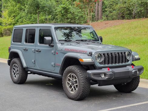 Used 2026 Jeep Wrangler Unlimited Rubicon w/ Safety Group AWD/4WD image 23