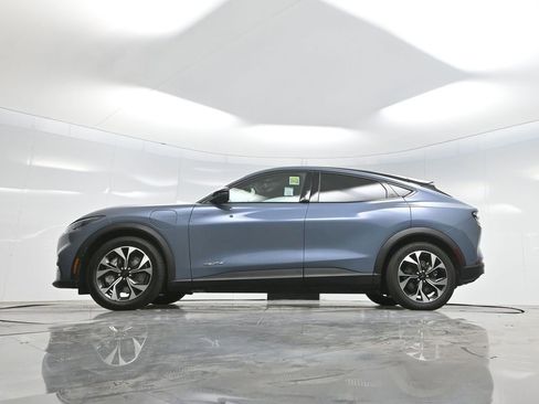 Used 2024 Ford Mustang Mach-E Select image 60