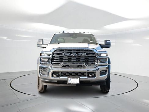 New 2026 RAM 5500 Tradesman w/ Chrome Appearance Group image 4