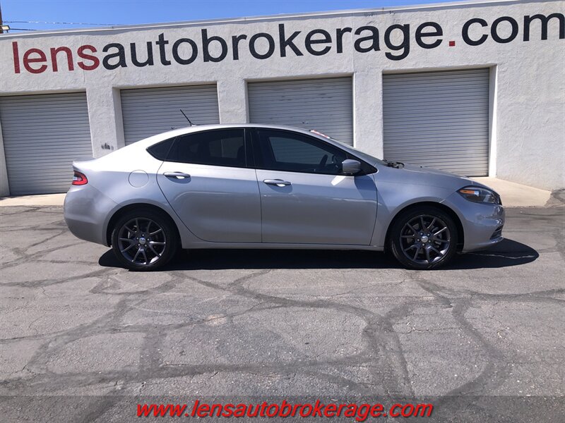 Used 2015 Dodge Dart SE w/ Convenience Group FWD image 1