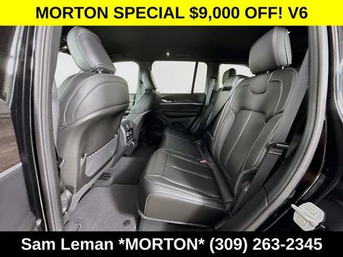 New 2025 Jeep Grand Cherokee Limited w/ Black Appearance Package AWD/4WD image 24