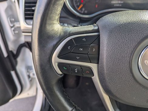 Used 2018 Jeep Grand Cherokee Limited image 13