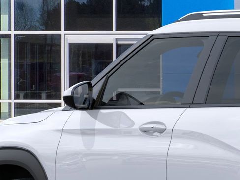 New 2026 Chevrolet TrailBlazer LT w/ LPO, Blackout Package image 14