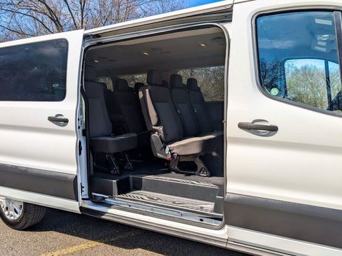 Used 2023 Ford Transit 350 XLT RWD image 10