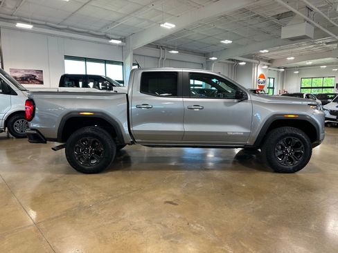 Used 2024 GMC Canyon Elevation RWD image 8