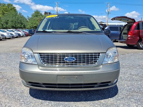 Used 2004 Ford Freestar SEL image 2