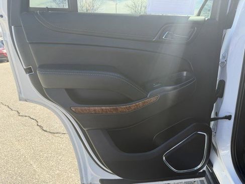 Used 2018 Chevrolet Tahoe Premier image 12