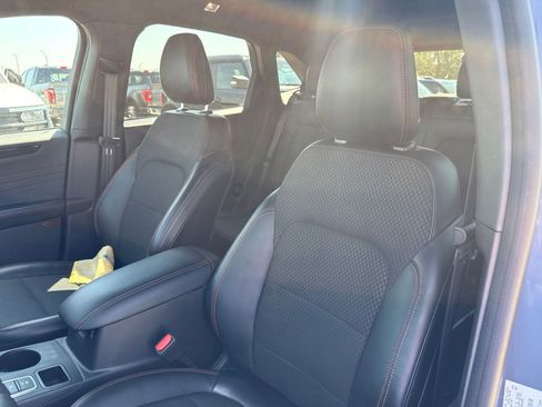 Used 2023 Ford Escape ST-Line w/ Tech Pack #1 AWD/4WD image 28