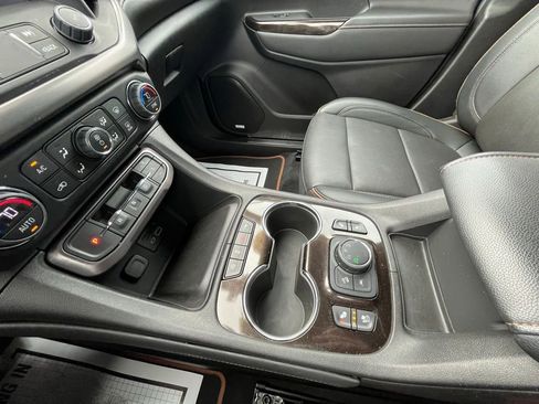 Used 2023 GMC Acadia AT4 w/ Technology Package image 23