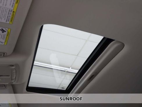 Used 2024 Nissan Armada SL w/ Cargo Package image 4