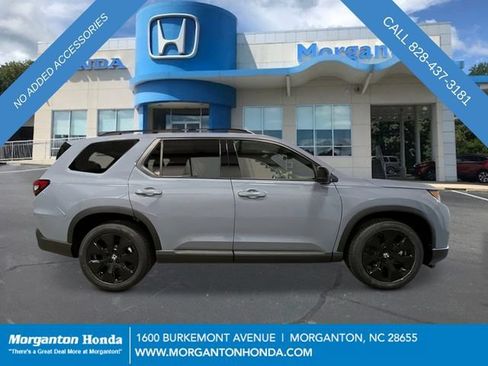 New 2026 Honda Pilot Black Edition image 9