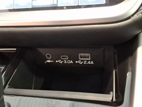 Certified 2025 Subaru Legacy Premium AWD/4WD image 22