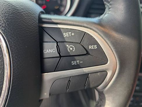 Used 2017 Dodge Challenger SXT Plus RWD image 15