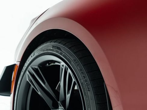 Used 2021 Chevrolet Camaro ZL1 RWD image 21