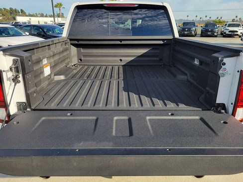 Used 2025 Honda Ridgeline RTL+ image 6