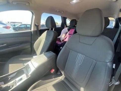 Used 2025 Hyundai Tucson SEL image 18