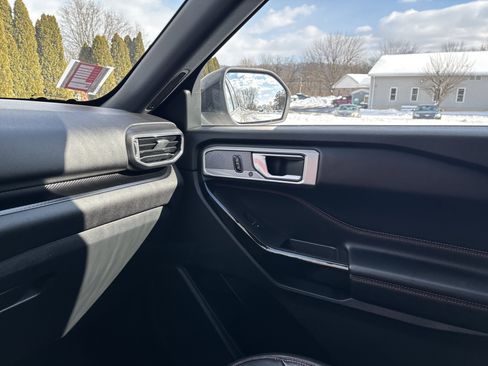 Used 2023 Ford Explorer ST-Line w/ Class IV Trailer Tow Package image 24