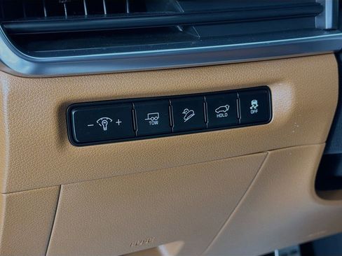 Used 2023 Kia Telluride SX Prestige X-Line image 10