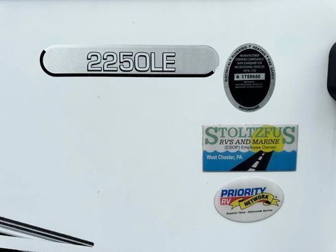 Used 2019 Chevrolet Express 4500 w/ RV Package RWD image 17