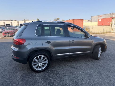Used 2016 Volkswagen Tiguan SE FWD image 7