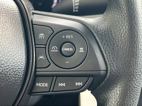 Used 2026 Toyota Corolla LE FWD image 19