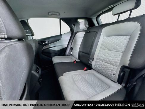 Used 2020 Chevrolet Equinox LS w/ LS Convenience Package FWD image 22