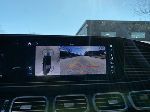 Used 2024 Mercedes-Benz GLS 450 450 w/ AMG Line Exterior image 35