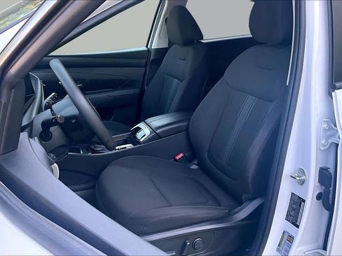 Used 2025 Hyundai Tucson SEL FWD image 8