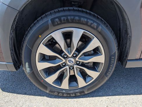 Used 2023 Subaru Outback Limited XT AWD/4WD image 11
