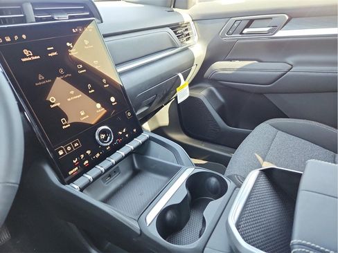 New 2025 GMC Terrain Elevation image 25