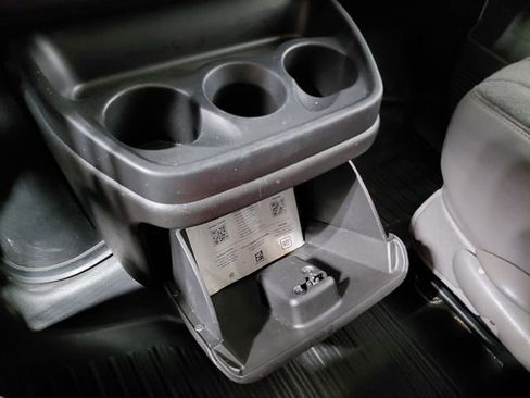 Used 2024 GMC Savana 2500 w/ Driver Convenience Package image 25