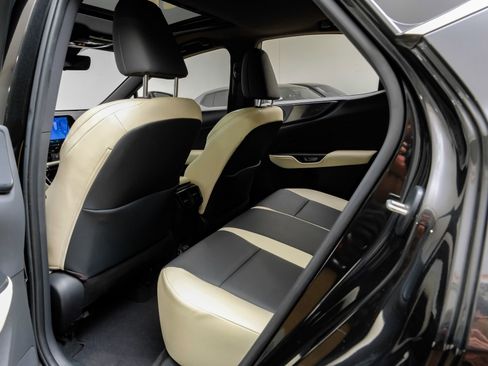 Used 2023 Lexus NX 350 AWD image 40