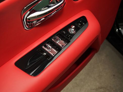 Used 2025 Rolls-Royce Ghost image 23