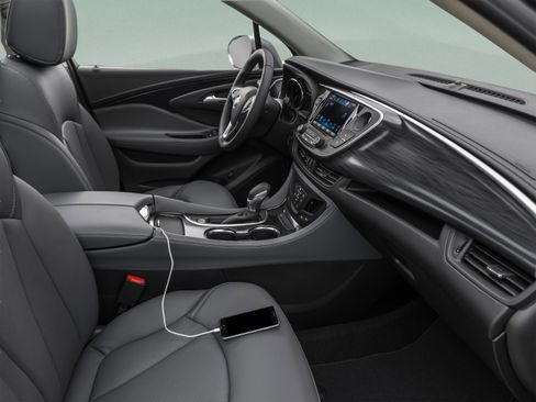 Used 2020 Buick Envision Essence FWD image 30