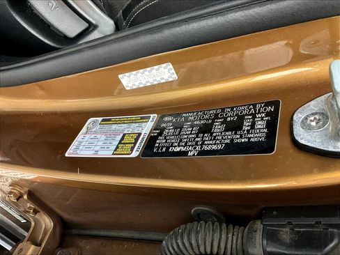 Used 2020 Kia Sportage LX FWD image 19