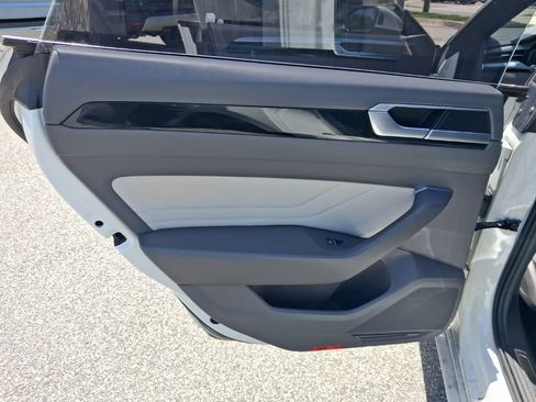Used 2021 Volkswagen Arteon SEL FWD image 24