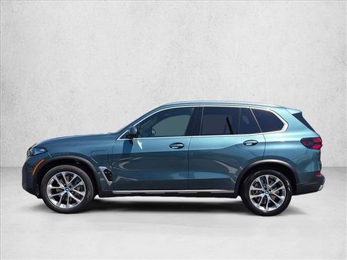 Used 2024 BMW X5 xDrive50e w/ Executive Package AWD/4WD image 8
