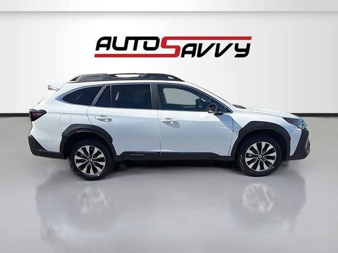 Used 2023 Subaru Outback Limited XT AWD/4WD image 8
