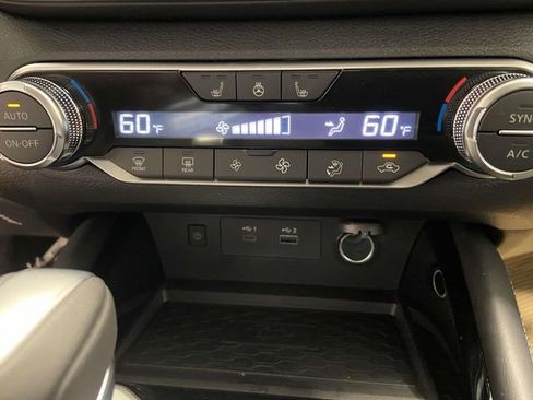 New 2025 Nissan Altima 2.5 SL image 15