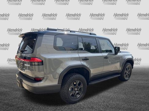 Certified 2026 Lexus GX 550 AWD/4WD image 10
